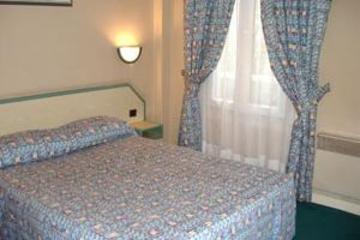 פריז Hotel Aladin מראה חיצוני תמונה